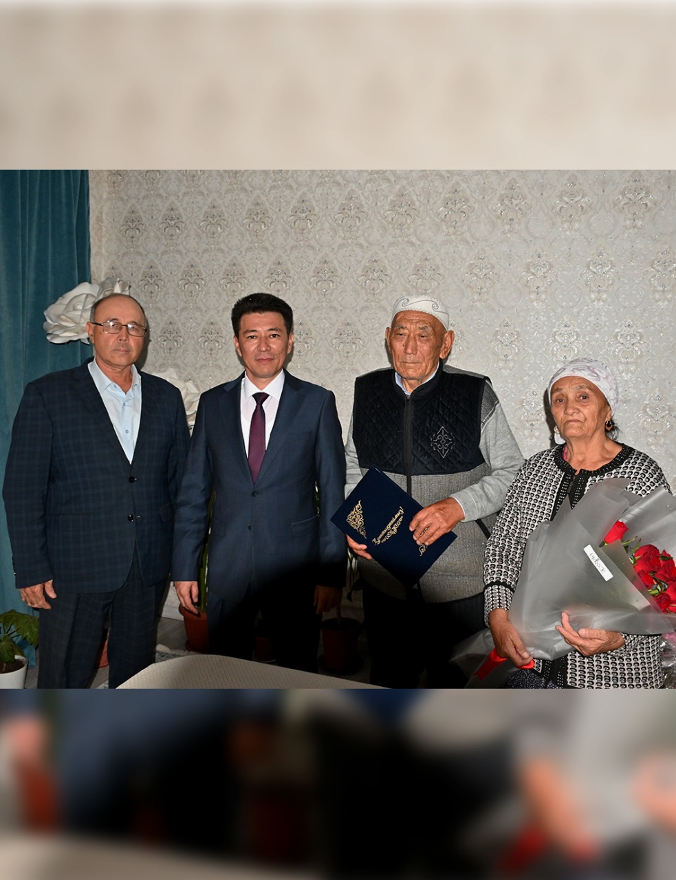 ЕРНАР ЕСИРКЕПОВ ПОЗДРАВИЛ КАРАЖАНА БАЙКЕЕВА С ПРАЗДНИКОМ