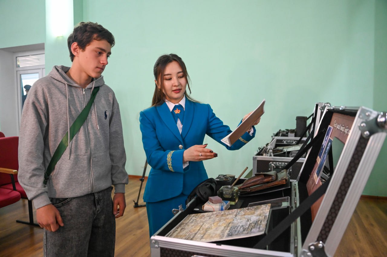 Қорғаныс министрлігінің әскери қызметшілері ауыл жастарымен кездесті