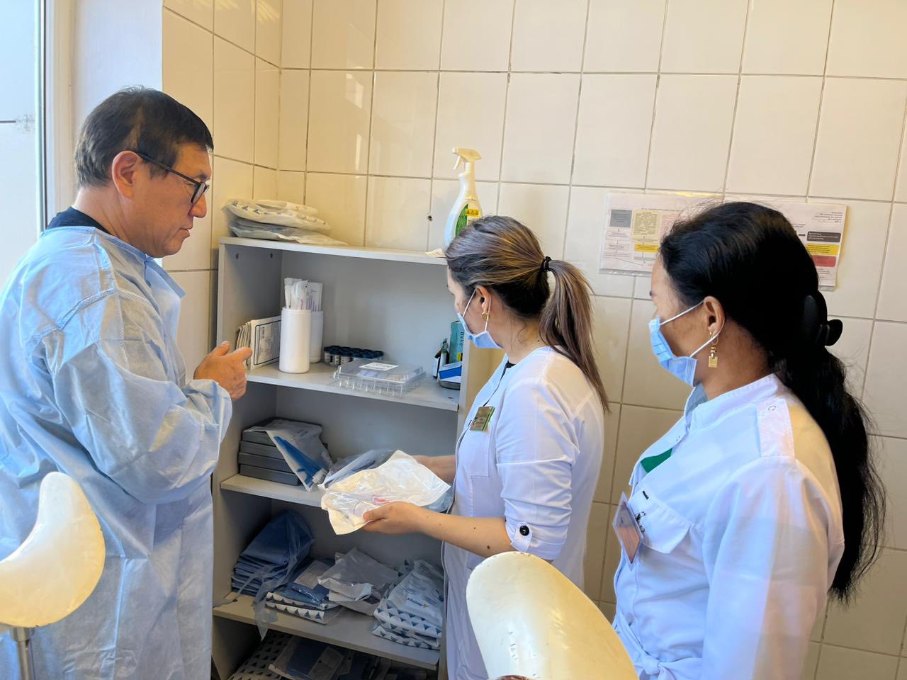 Онкология және хирургия орталығының мамандары Шу ауданында іссапарда болды