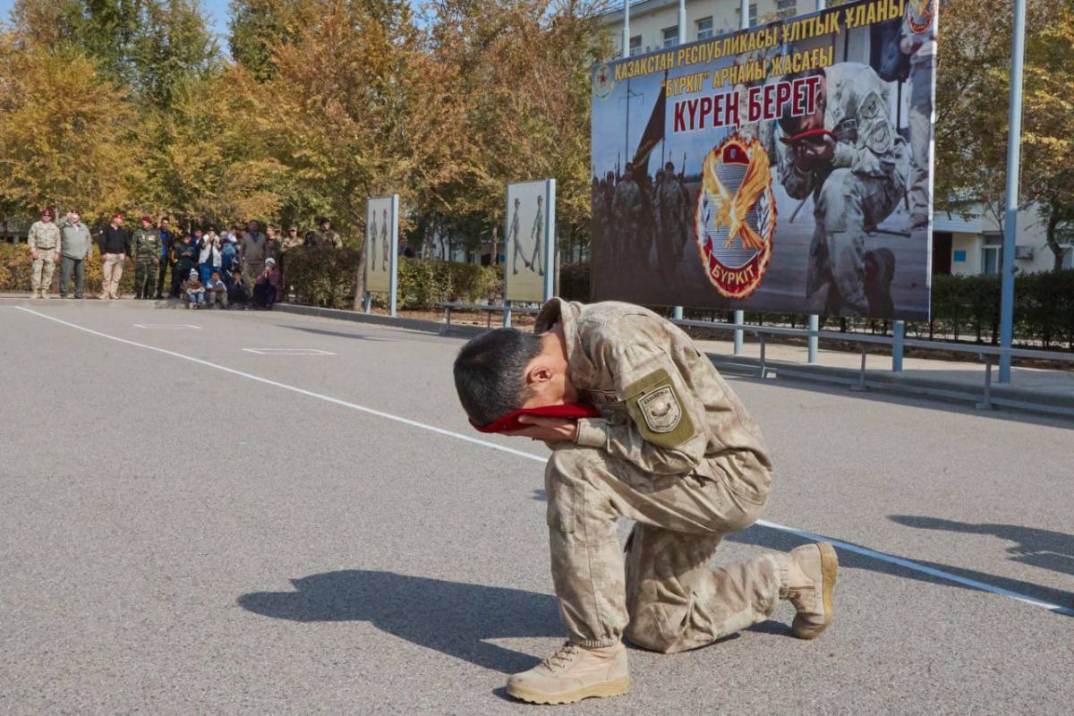 В Национальной гвардии впервые два брата из одной семьи стали обладателями краповых беретов