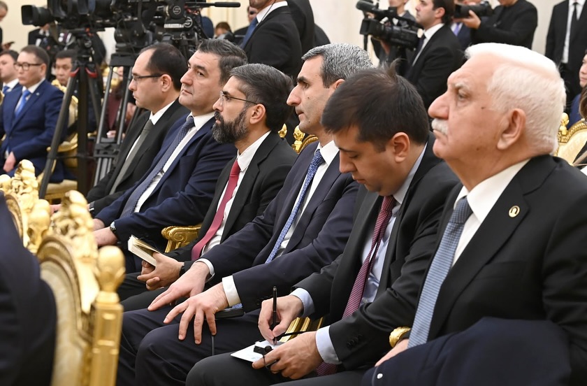 Касым-Жомарт Токаев подчеркнул символичность визита, который проходит в год 20-летия Договора о стратегическом партнерстве и союзнических отношениях Казахстана и Азербайджана