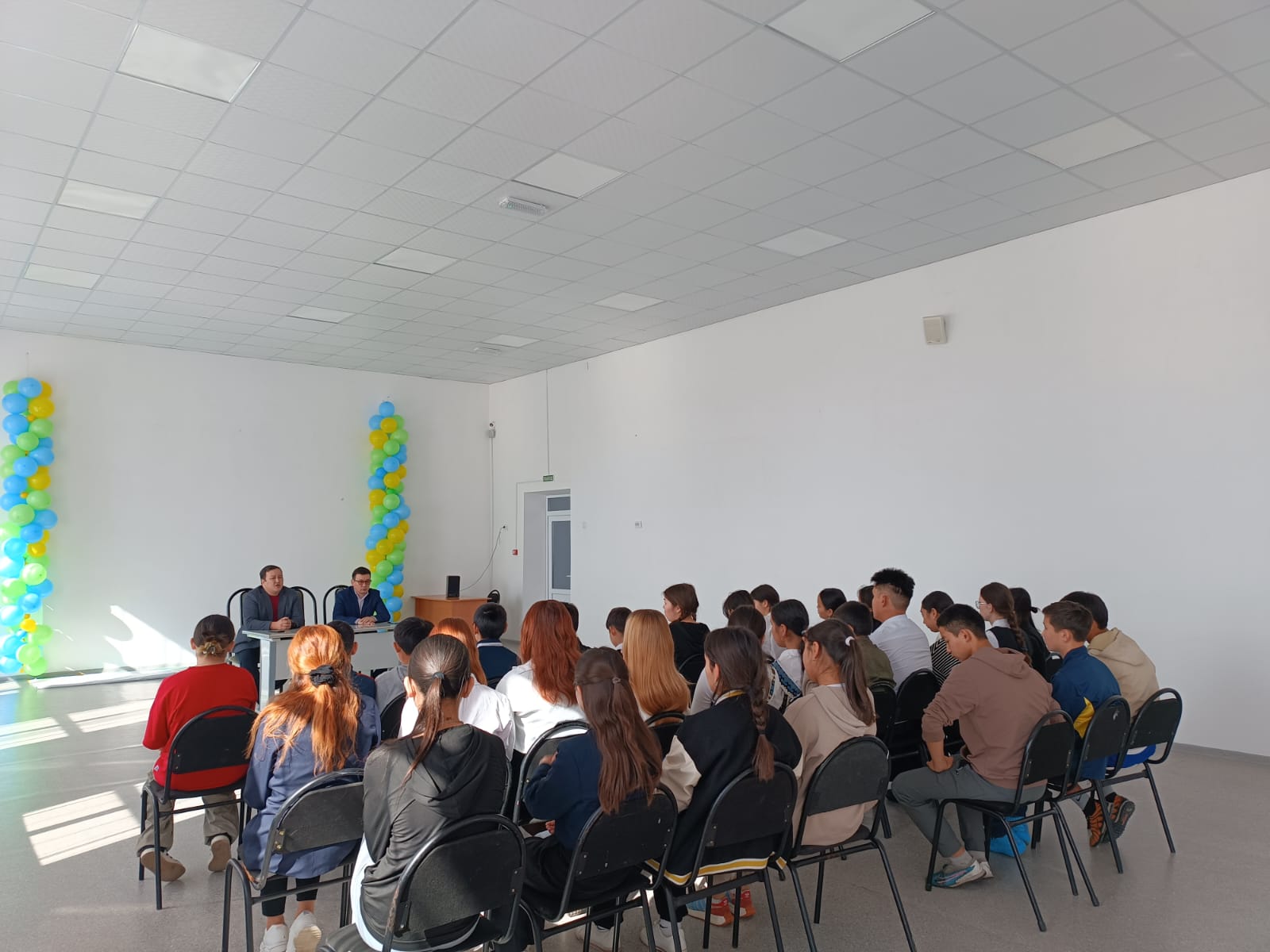 МҰЗБЕЛ АУЫЛЫНДА ЖАСТАРМЕН КЕЗДЕСУ ӨТТІ