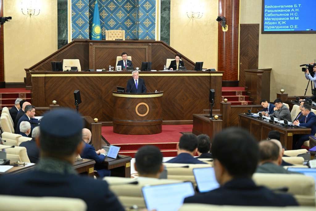 Мажилис утвердил республиканский бюджет на 2026-2028 годы