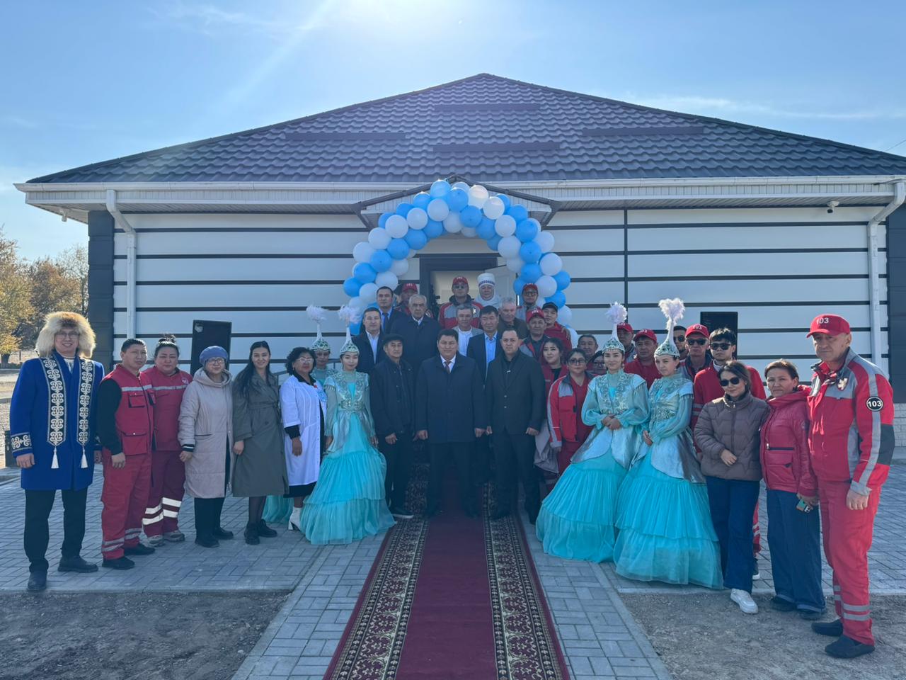 В Каратальском районе ко Дню Республики открылись новые медицинские объекты