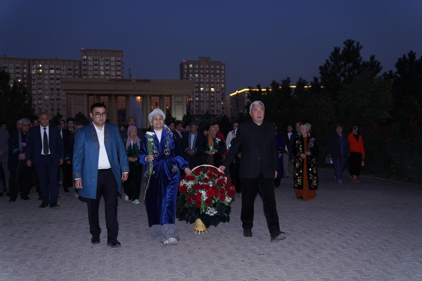 Жұмат Шанин театры 97-маусымын ашты.