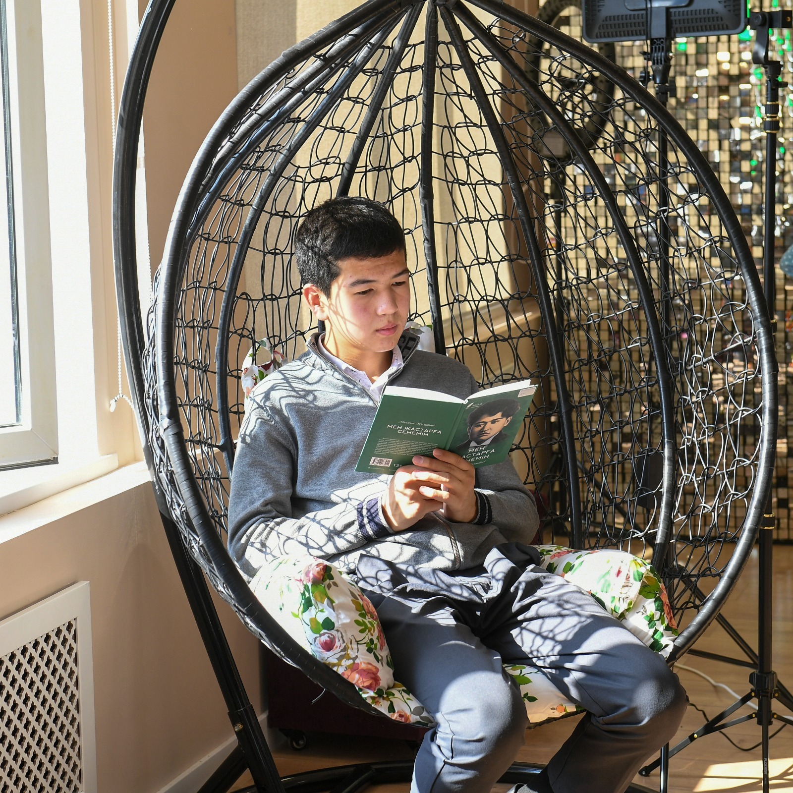 В городской библиотеке Конаева открылся TikTok-пространство