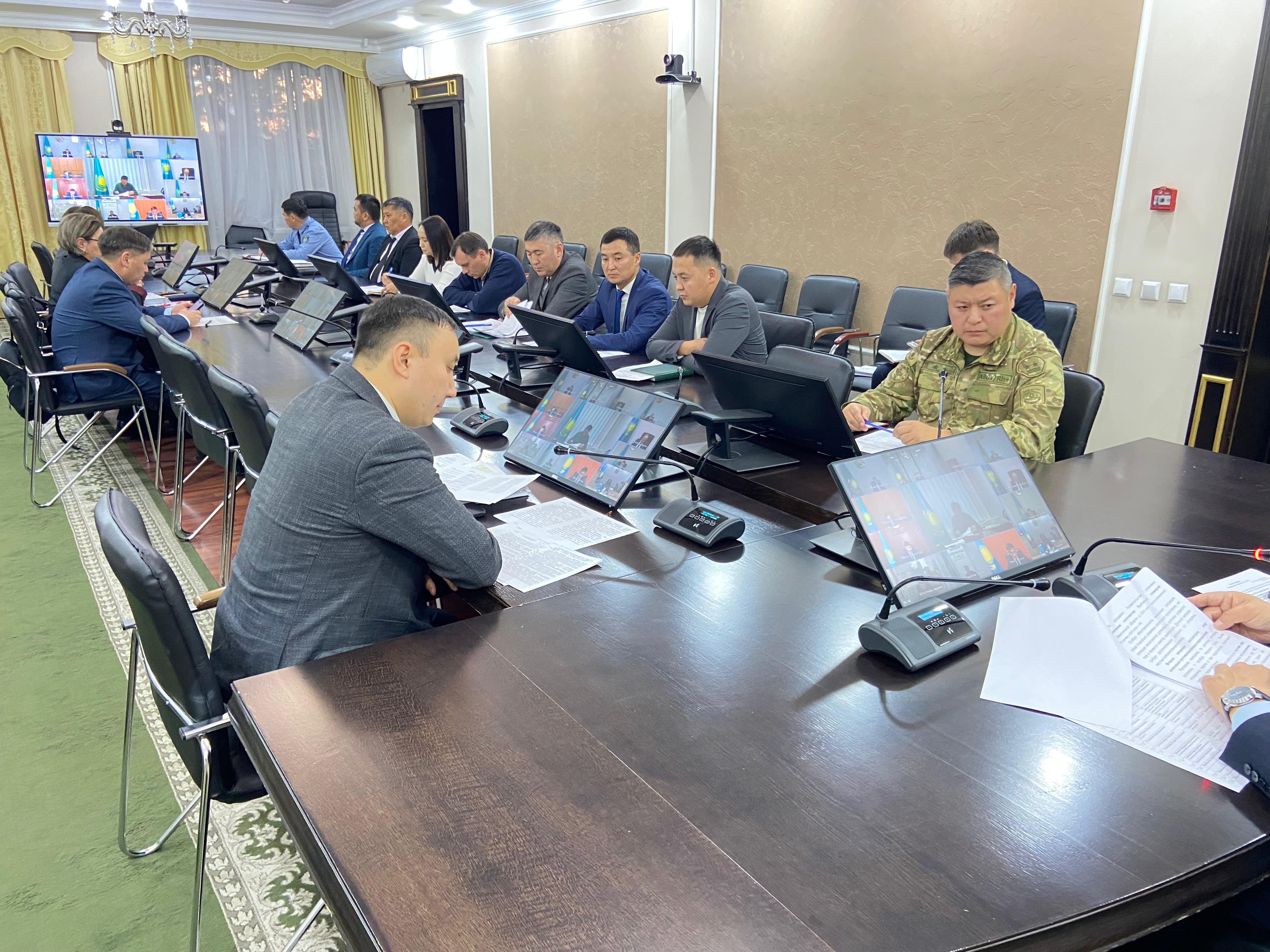 Жалаңаш София Чурмаева