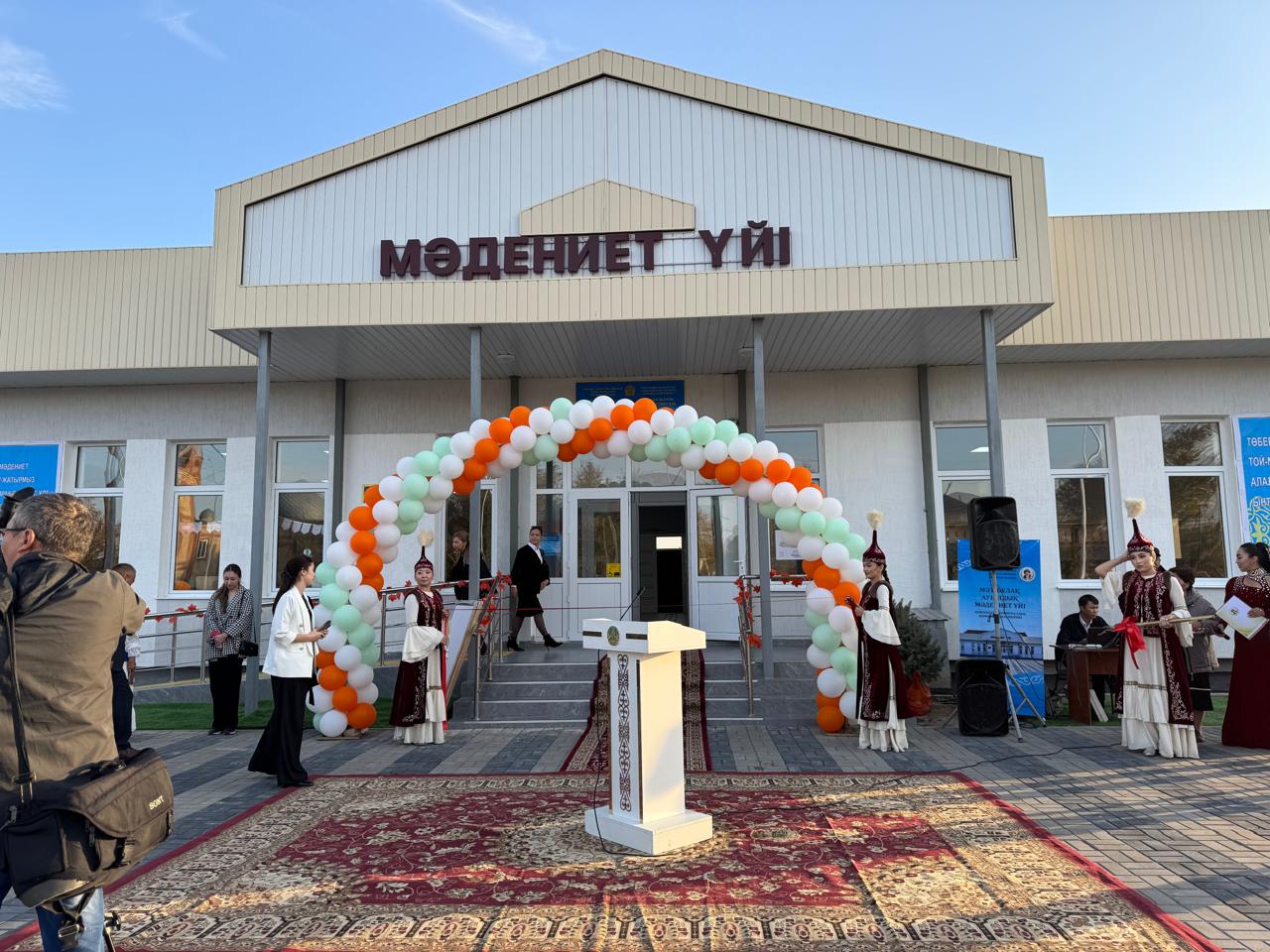 В Жамбылском районе ко Дню Республики открылся новый Дом культуры