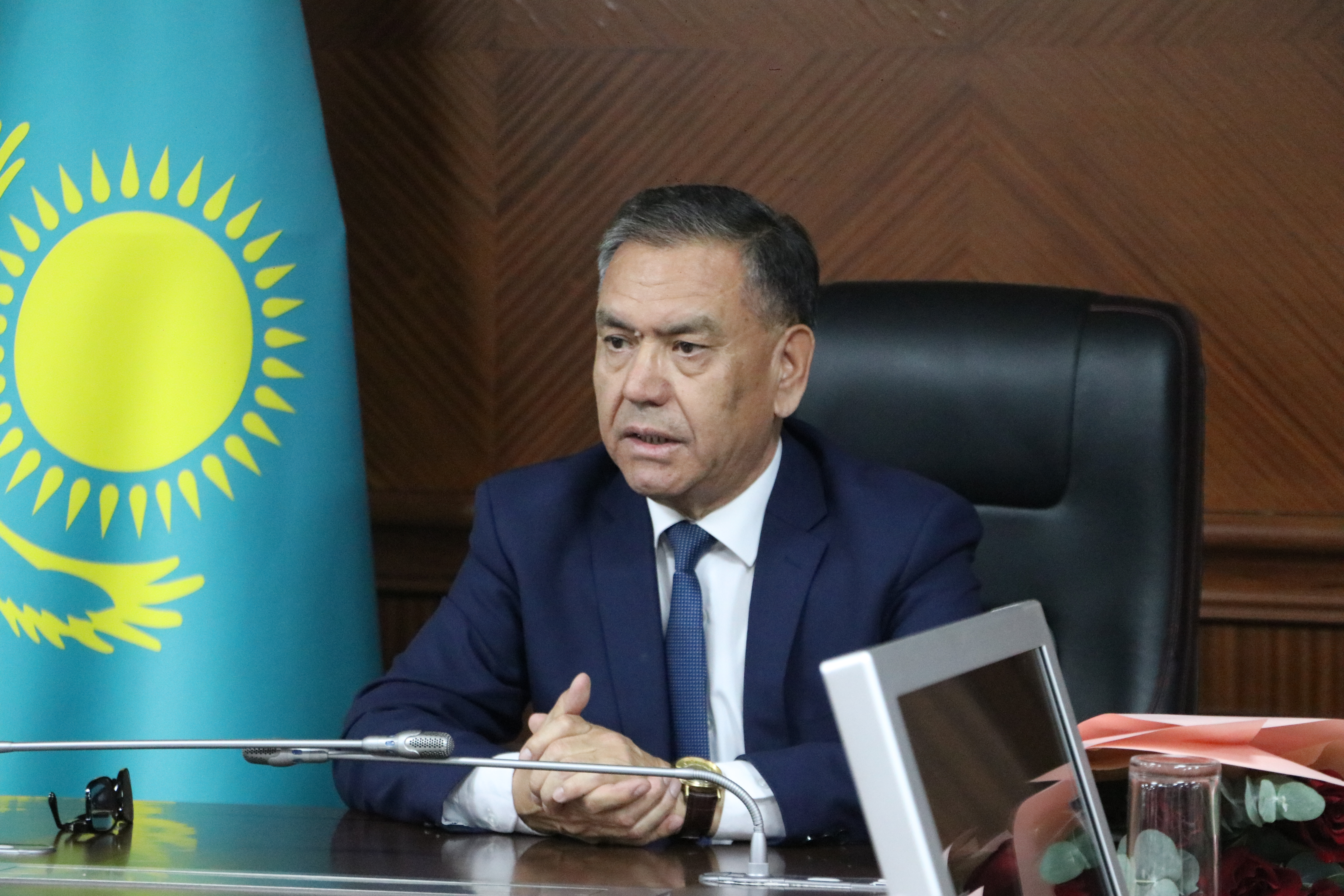 Республика күніне орай дін саласының үздік қызметкерлері марапатталды