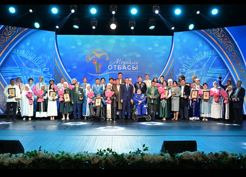 Клиторальды массаж туралы оқулық бейне