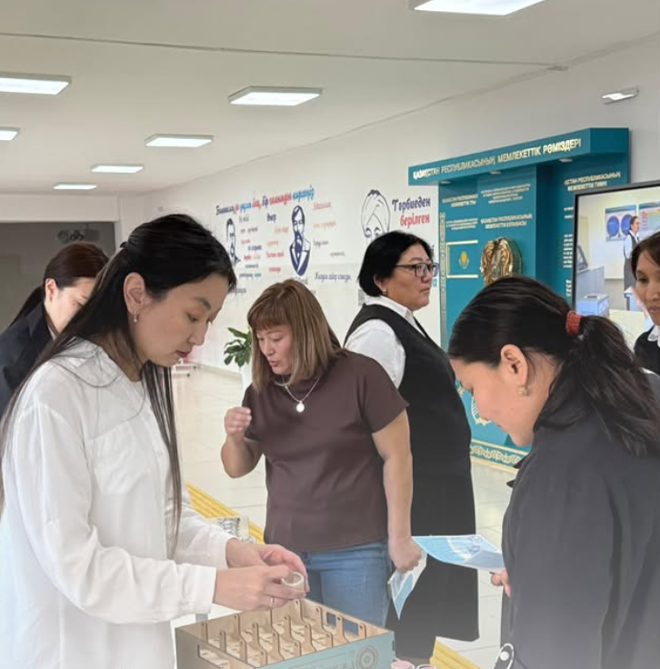 АБАЙ ОБЛЫСЫНДА АТА-АНАЛАР МЕН ПЕДАГОГТЕРГЕ АРНАЛҒАН СЕССИЯ БАСТАЛДЫ