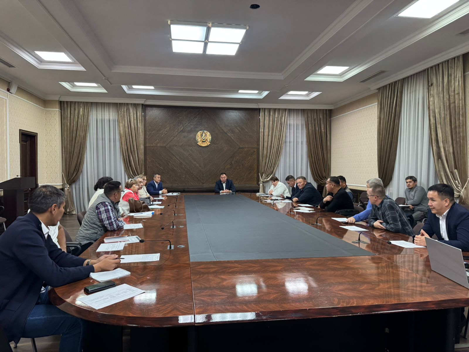 Басқармада басқарушы компаниялармен жиналыс болып өтті