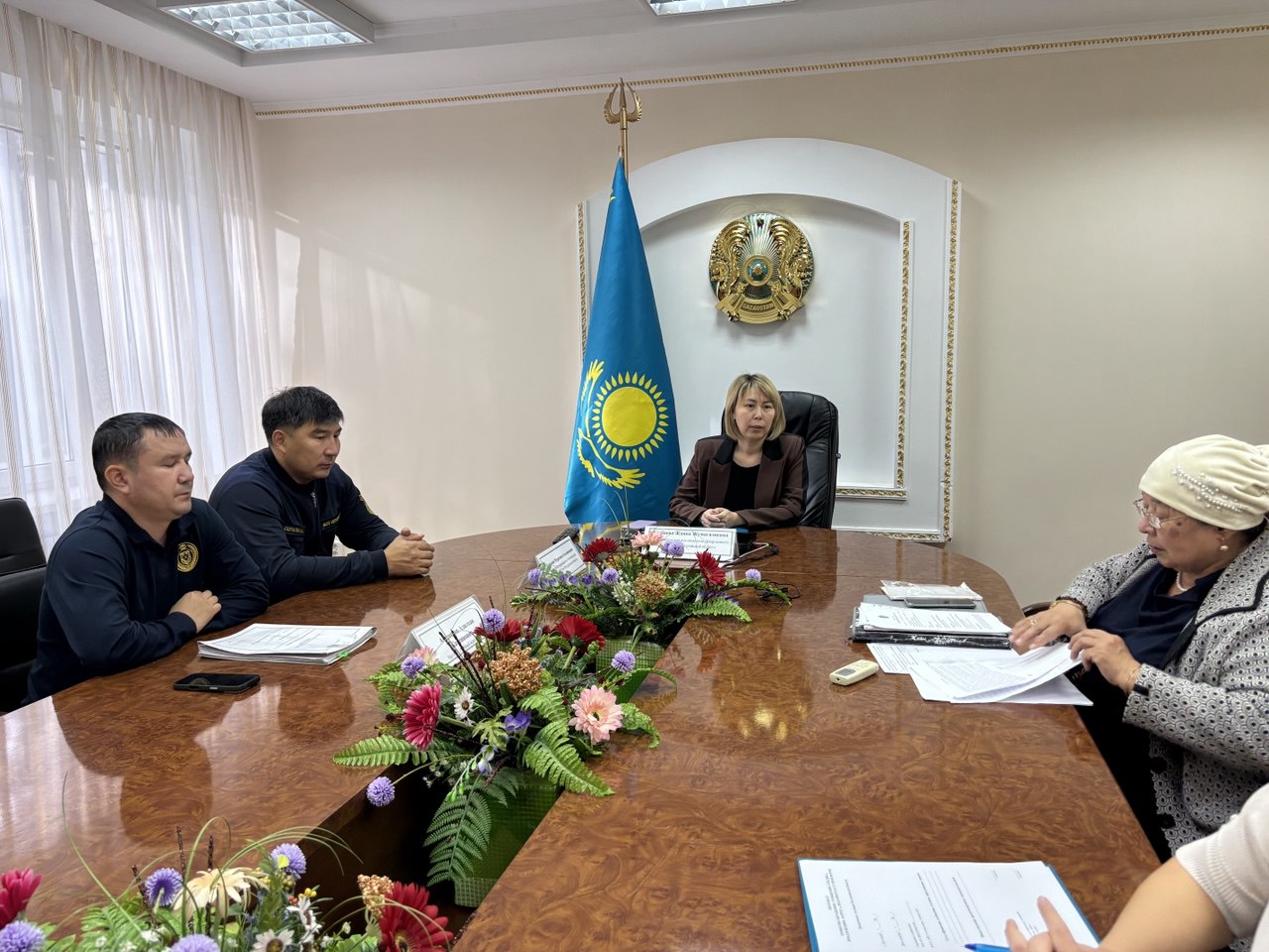 Азаматтарды жеке қабылдау