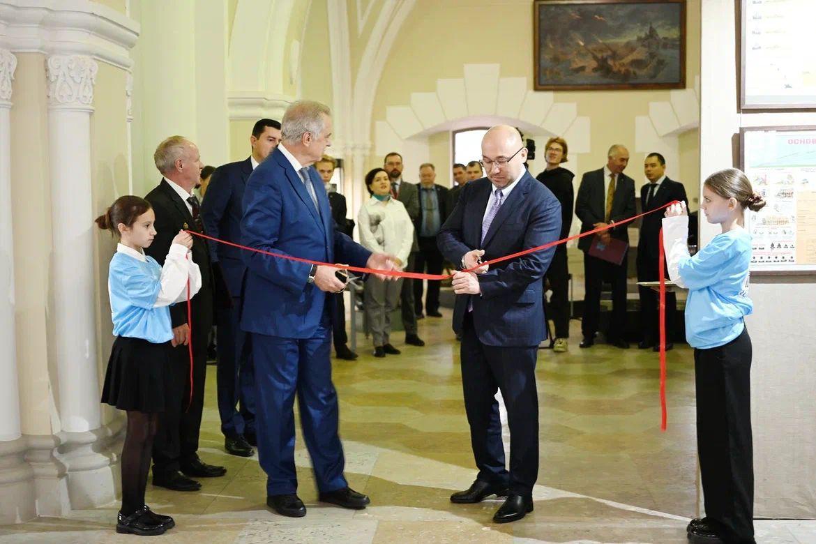 Санкт-Петербург қаласында Әлия Молдағұлованың туғанына 100 жыл толуын атап өтті