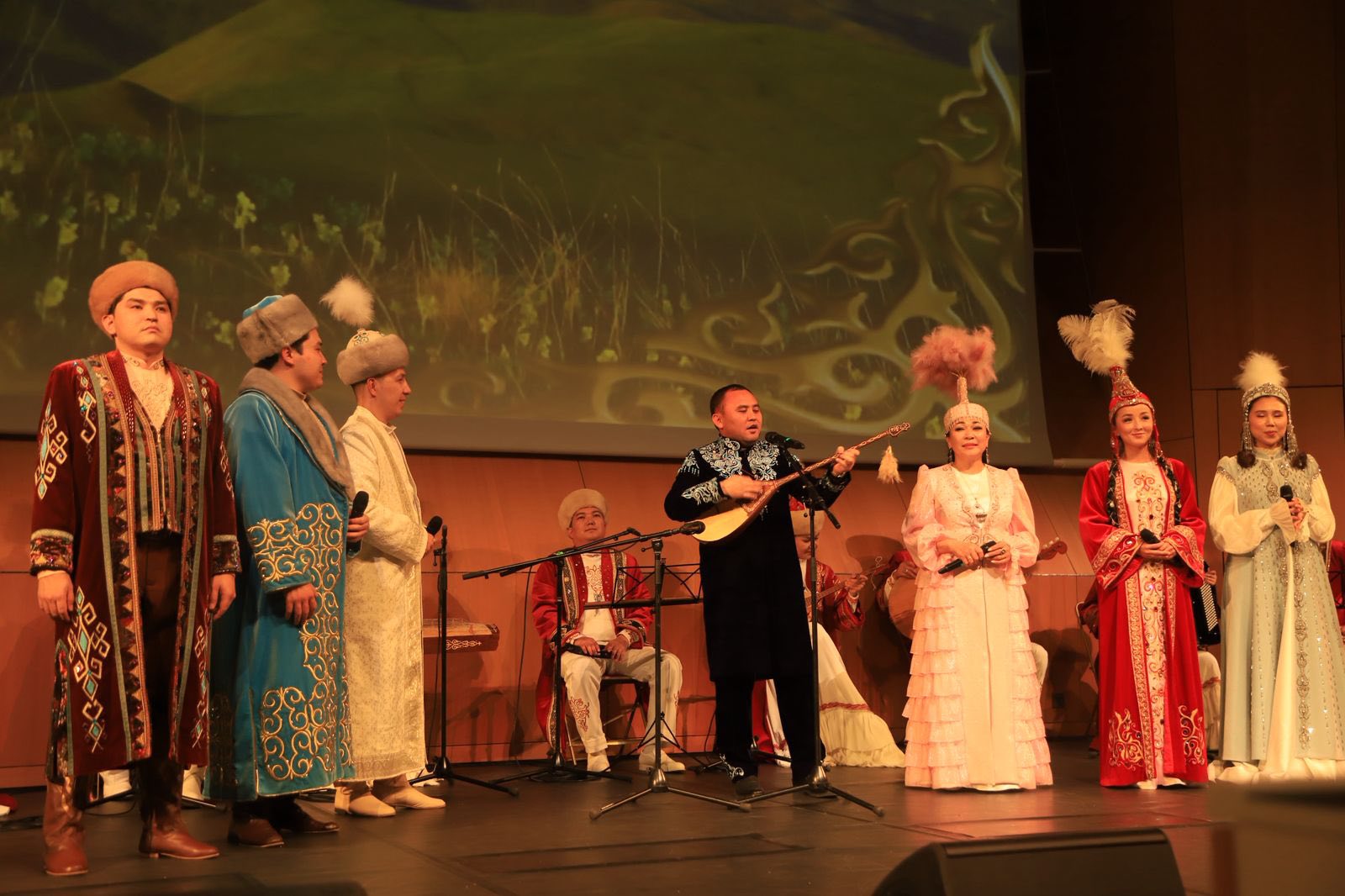 В Швейцарии состоялся праздничный концерт, посвященный Дню Республики