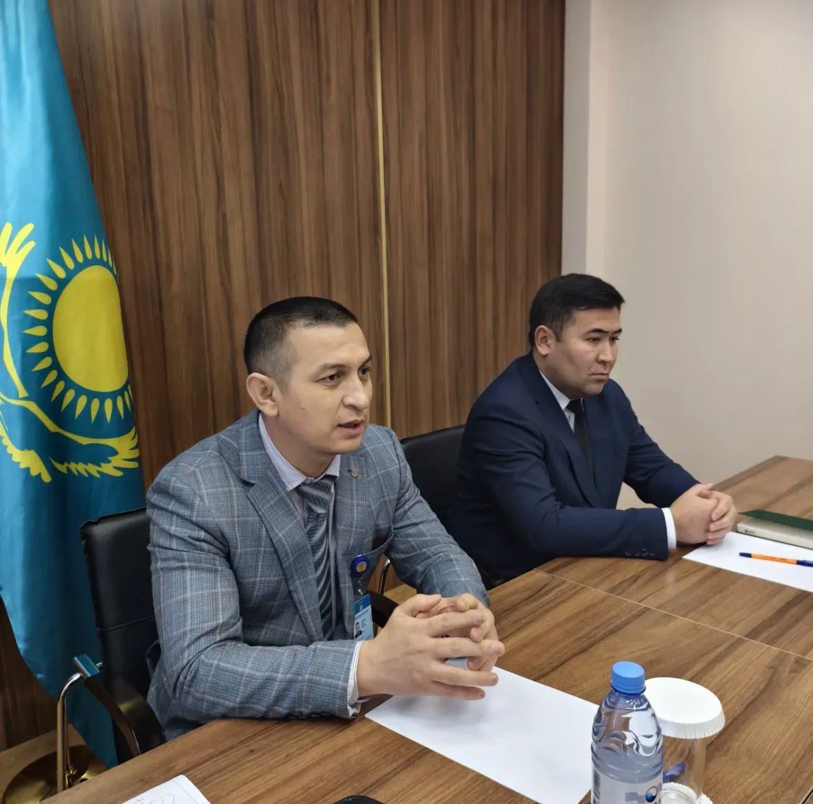 В Аппарате акима города Курчатов состоялась встреча с представителем Департамента Агентства по делам государственной службы по области Абай