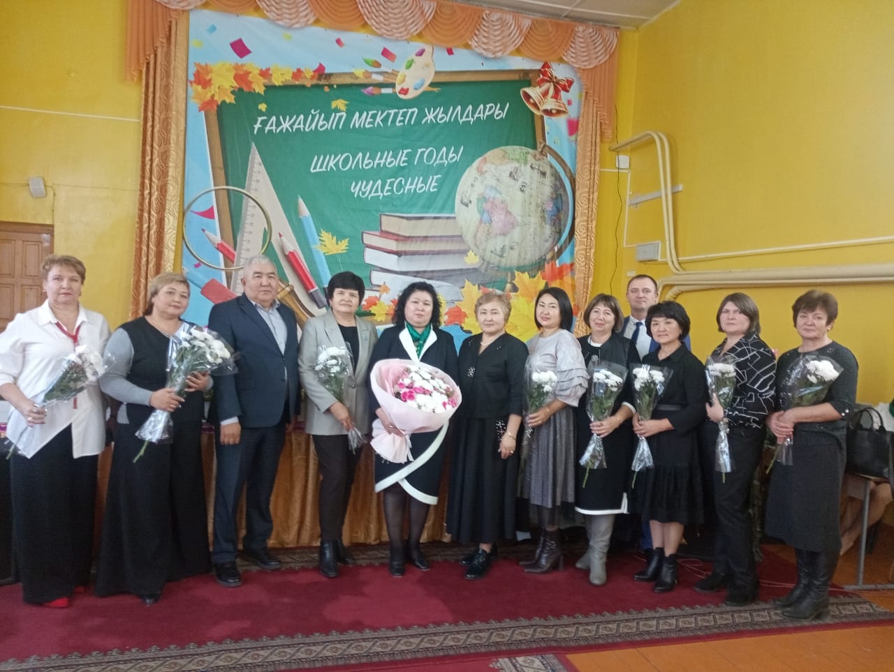 Полянск ауылында жергілікті мектептің 40 жылдық мерейтойына арналған салтанатты шара өтті — бұл ауыл тұрғындары үшін маңызды әрі есте қаларлық оқиға болды.