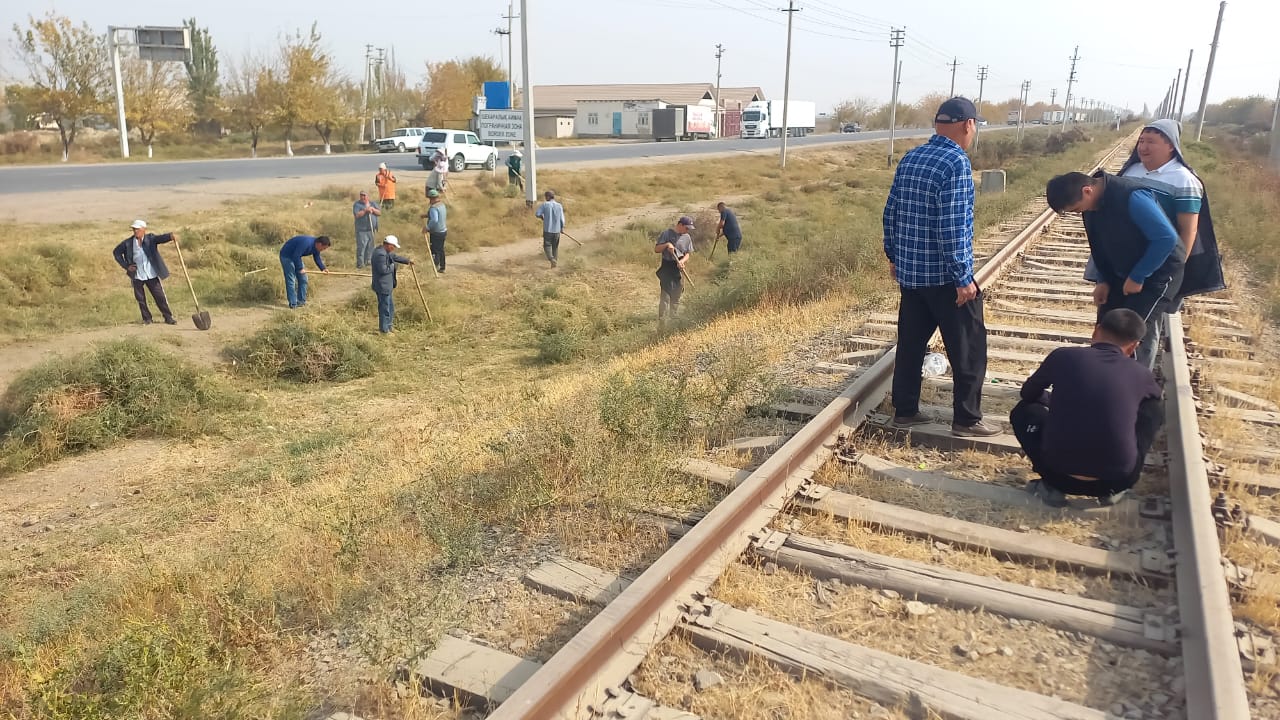 МАҚТААРАЛДА РЕСПУБЛИКА КҮНІ МЕН «ТАЗА ҚАЗАҚСТАН» АКЦИЯСЫ АЯСЫНДА АУҚЫМДЫ СЕНБІЛІК ӨТТІ