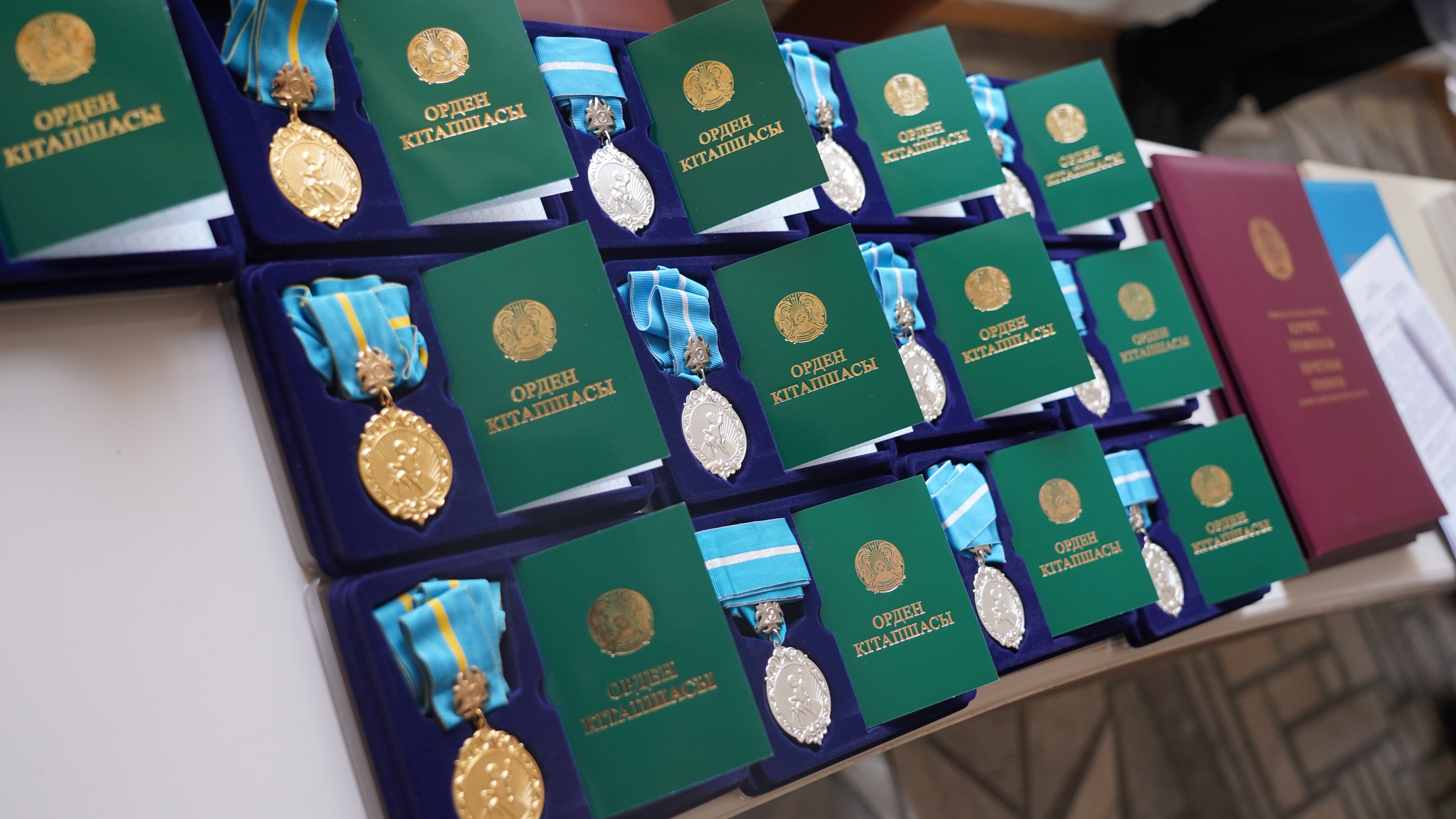 Республика күні қарсаңында Көкшетау тұрғындары марапатталды