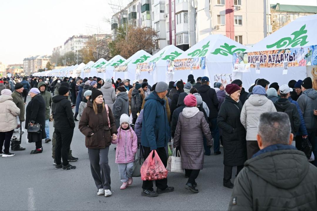 Облыс орталығында Республика күніне арналған дәстүрлі ауыл шаруашылығы жәрмеңкесі өтті