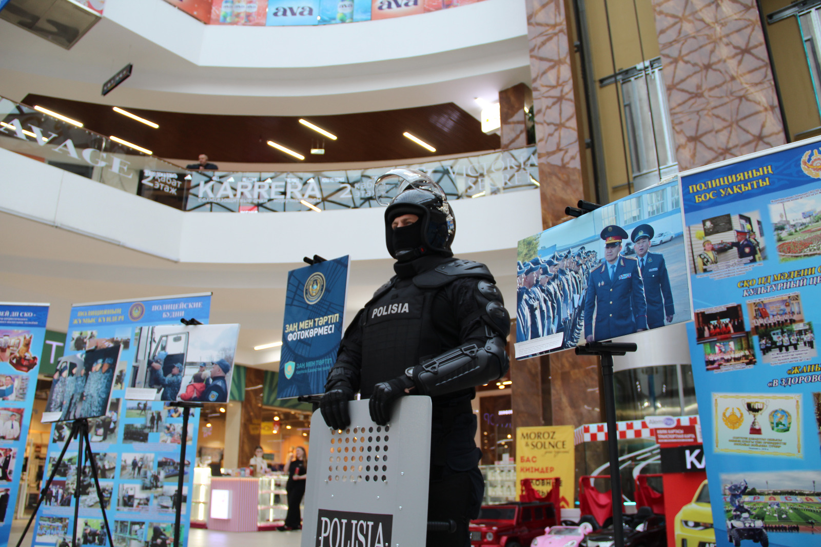 Фотокөрмеде СҚО полицейлерінің жанкешті қызметі көрсетілді