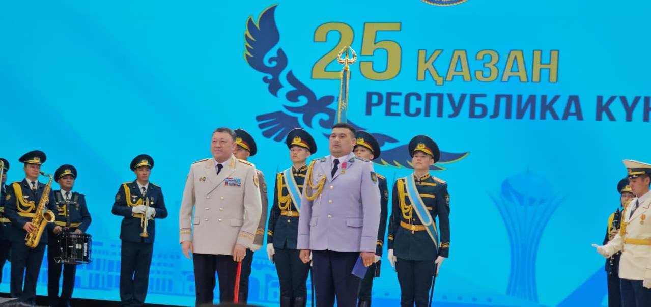 Абай облысының полицейі ірі киберқылмыстарды ашқаны үшін мемлекеттік медальмен марапатталды