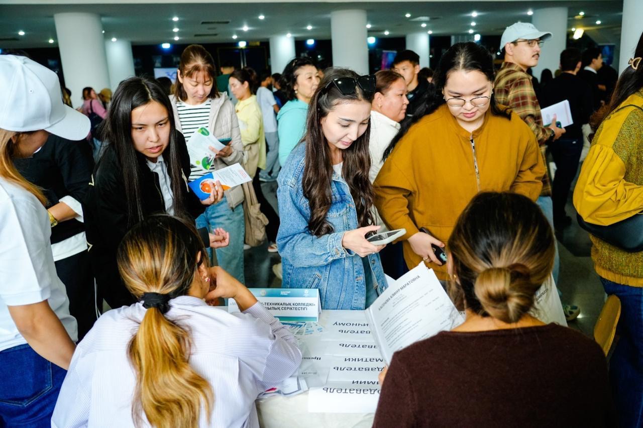 Образование, занятость, патриотическое воспитание: какие мероприятия проводятся в Астане по реализации молодежной политики