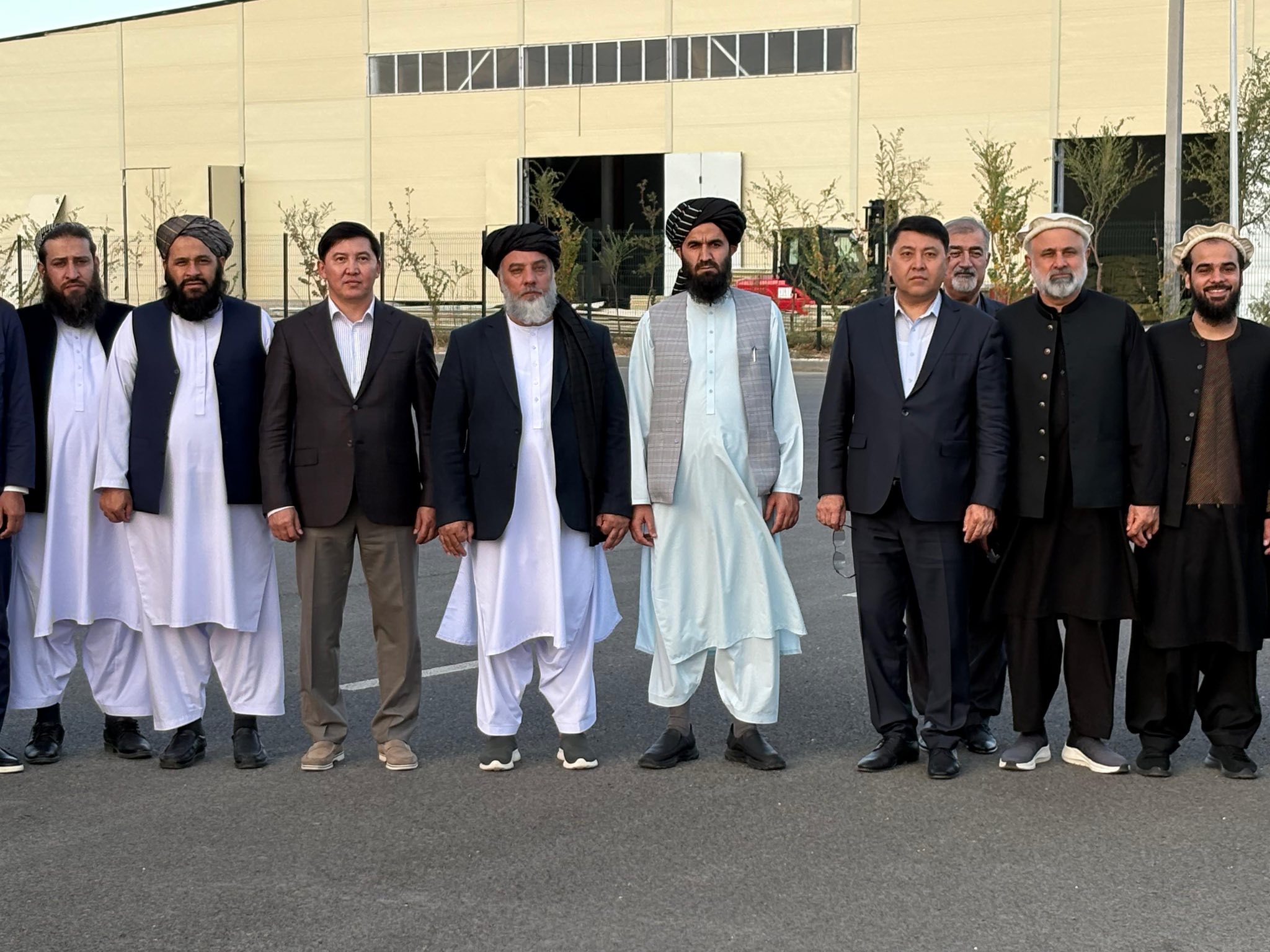 ТҮРКІСТАН: АУҒАНСТАНДЫҚ ИНВЕСТОРЛАР «ШАҒЫН ӨНЕРКӘСІПТІК ПАРК» ЖОБАСЫМЕН ТАНЫСТЫ