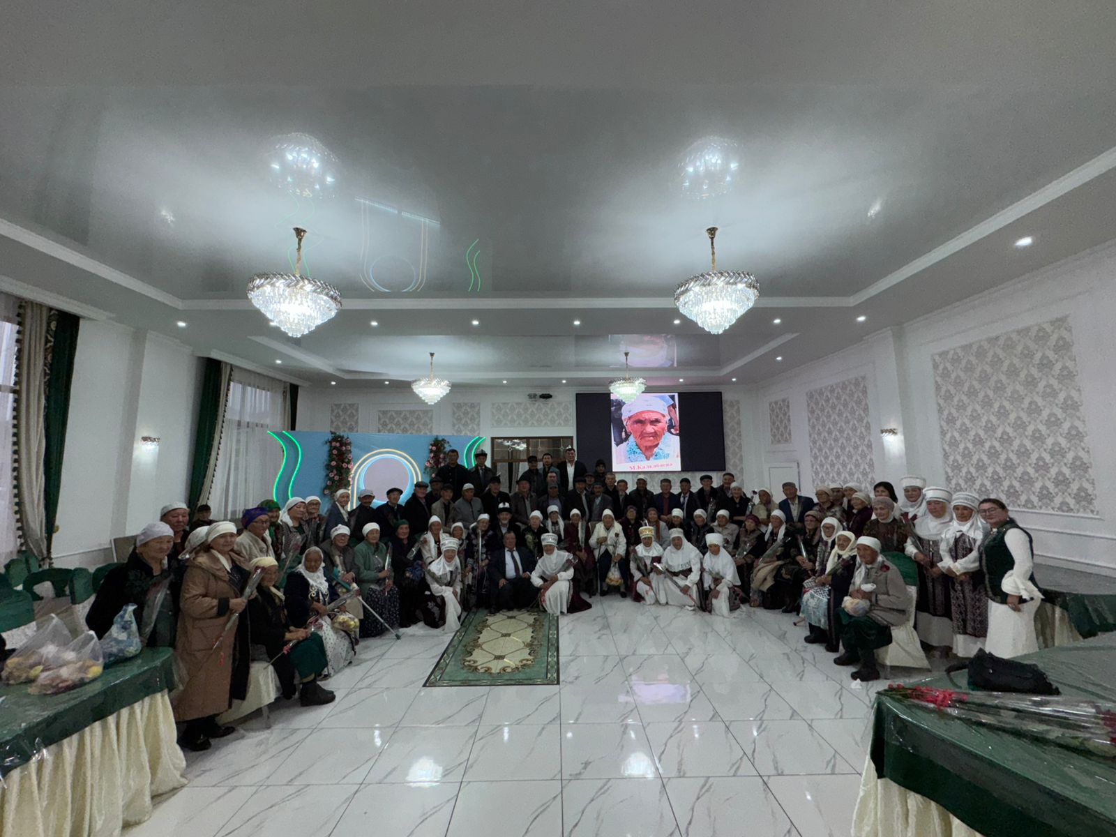 1 қазан қарттар күні мерекесі аталып өтті