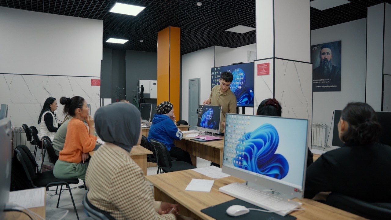 Обучение по 20 востребованным на рынке труда рабочим и цифровым специальностям ведут в рамках проекта JOLTAP