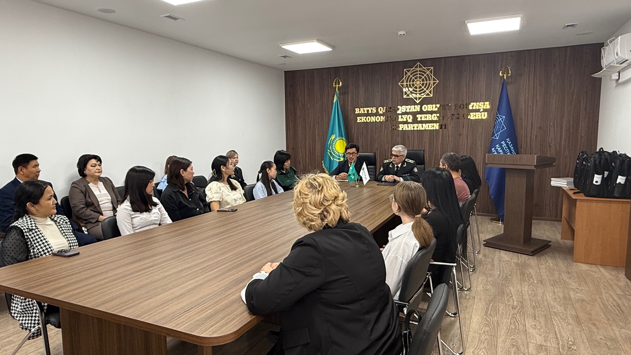 В городе Уральск прошла церемония награждения победителей финансового диктанта «FinIQ»