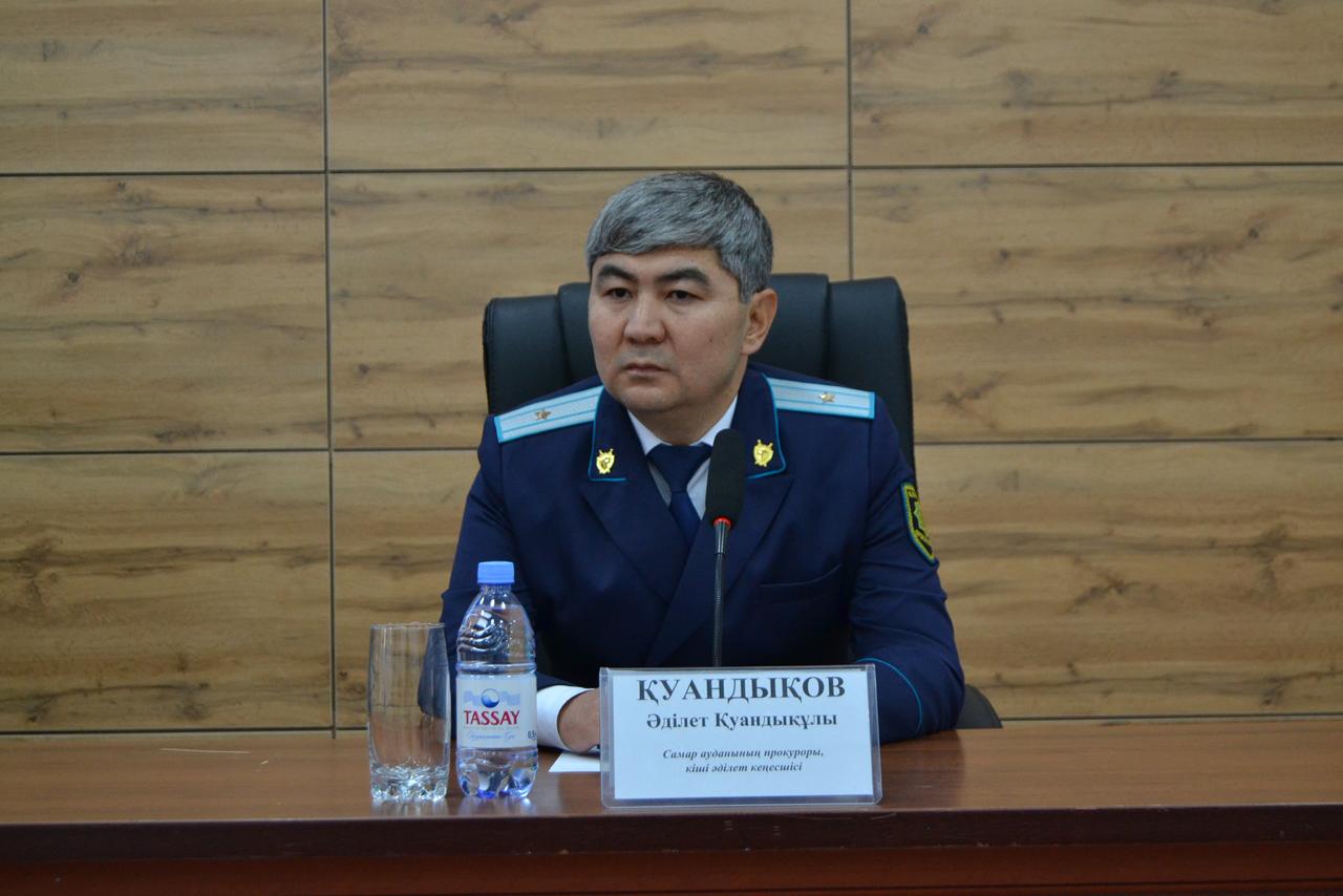 Қоғамдық орындардағы жыныстық қудалау қудалауды көреді