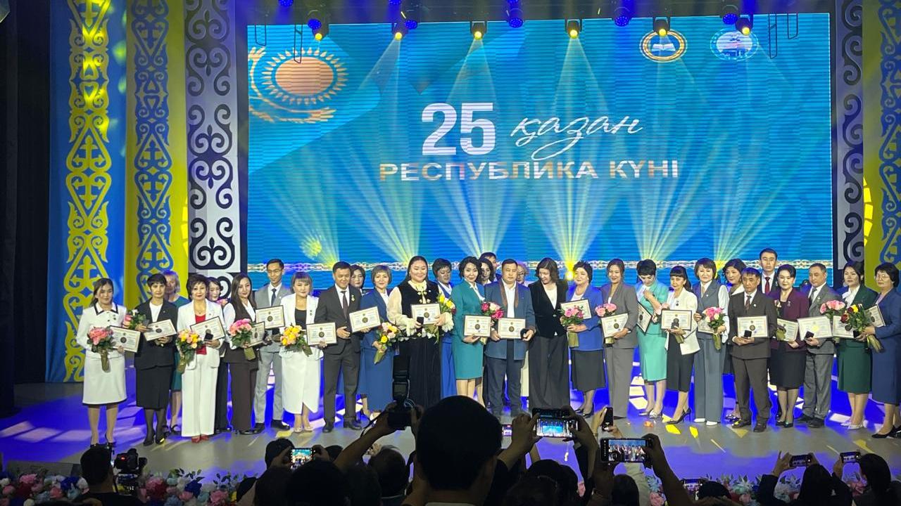Два учителя Карагандинской области победили на республиканском конкурсе «Лучший педагог – 2025»   