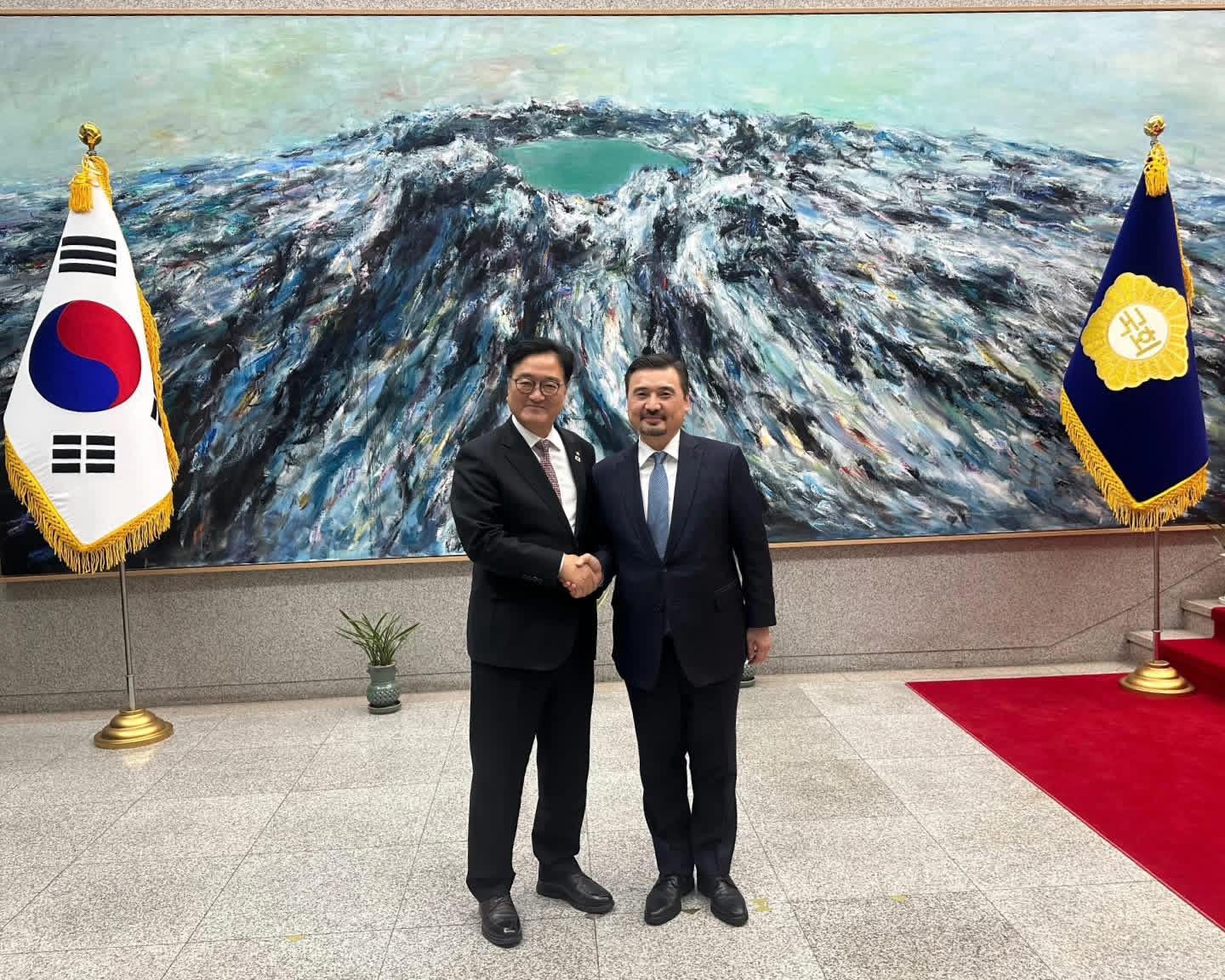 Қазақстан мен Корея арасындағы парламентаралық байланыстар тереңдеуде