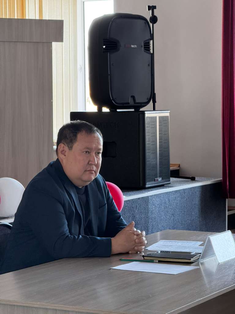 Округ әкімінің халықпен кездесуі