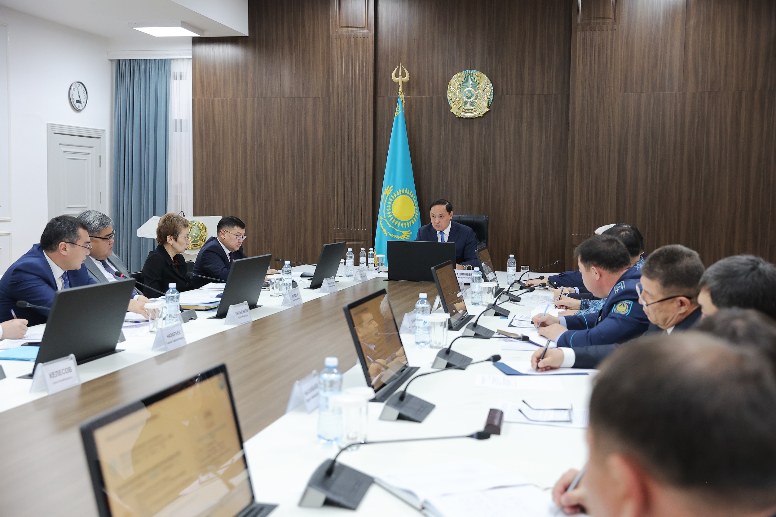 Жамбыл облысында жасөспірімдер арасындағы құқықбұзушылық пен суицидтің алдын алу мәселесі талқыланды