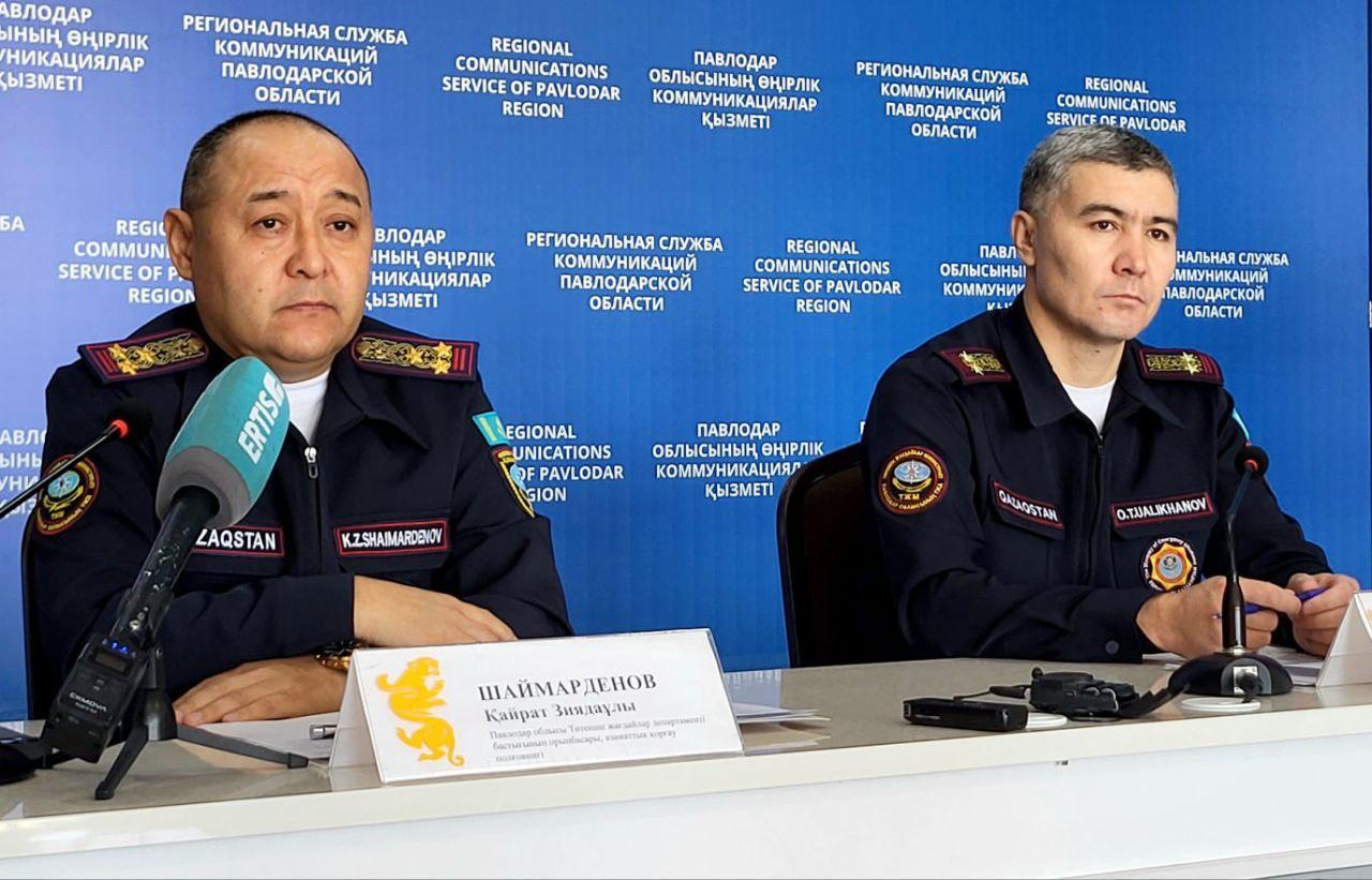 Ит стиліндегі пизда мен есек