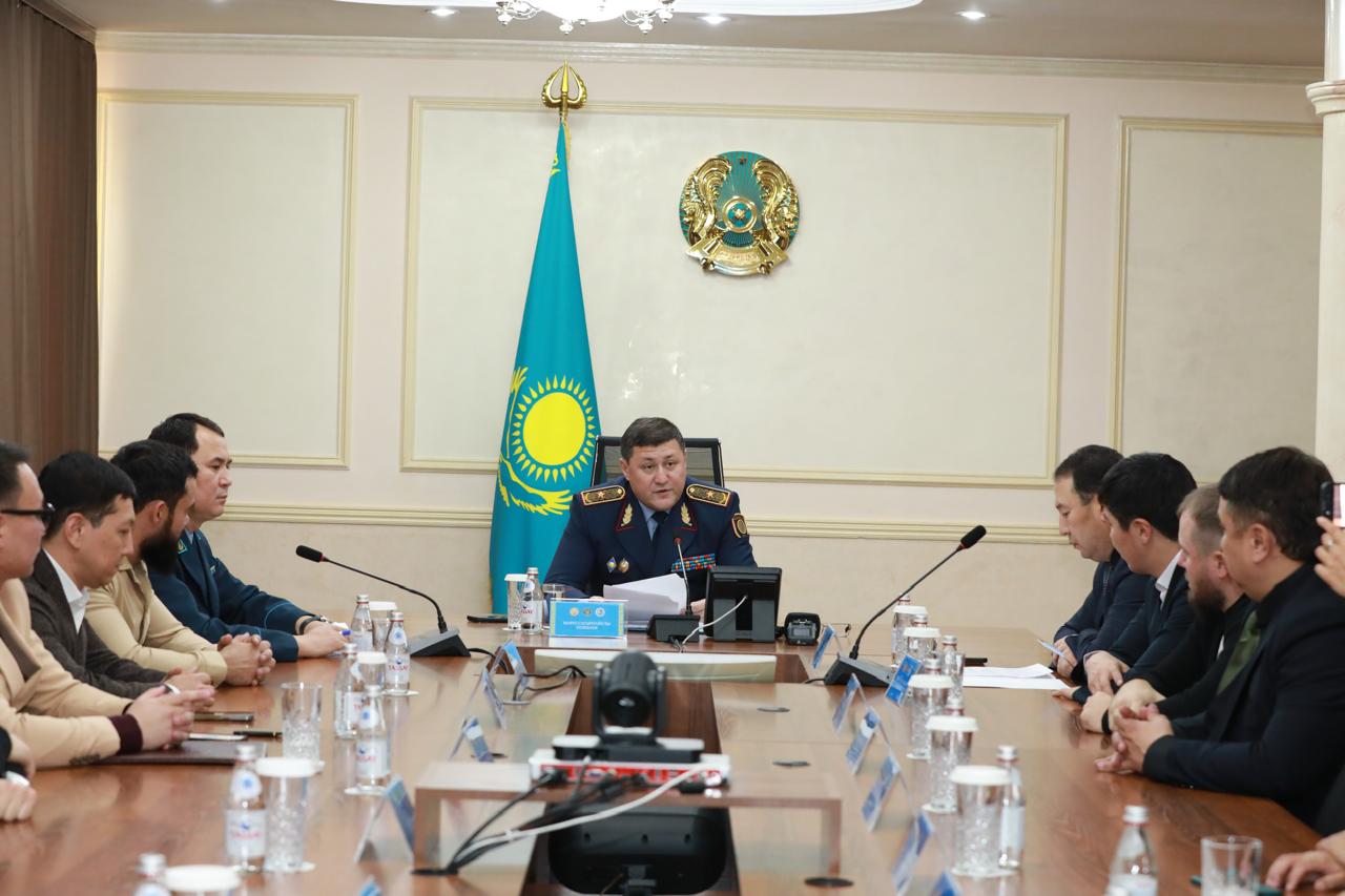 Депутаты, спортсмены и известные личности вместе с полицией работают над профилактикой наркоправонарушений