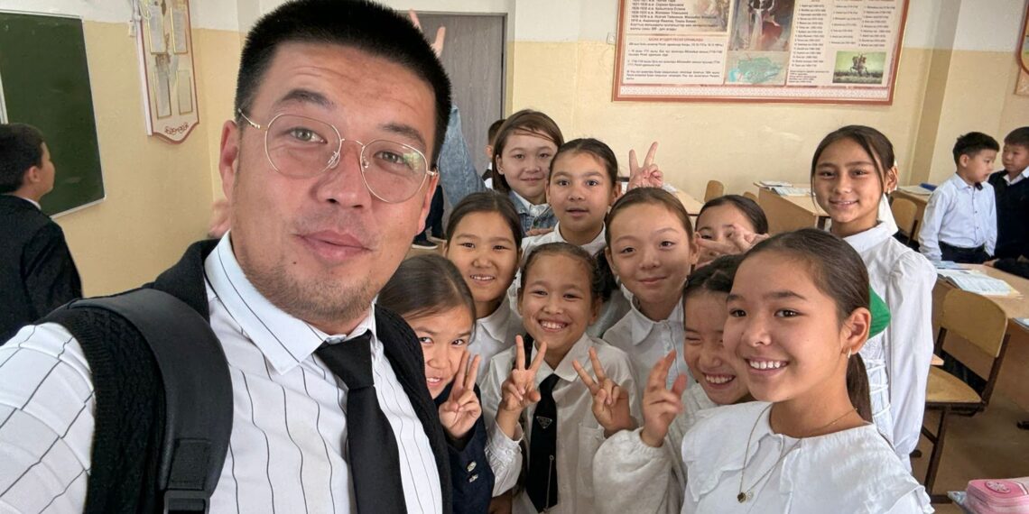 Английский язык через рэп – именно так преподает свой предмет сельский учитель