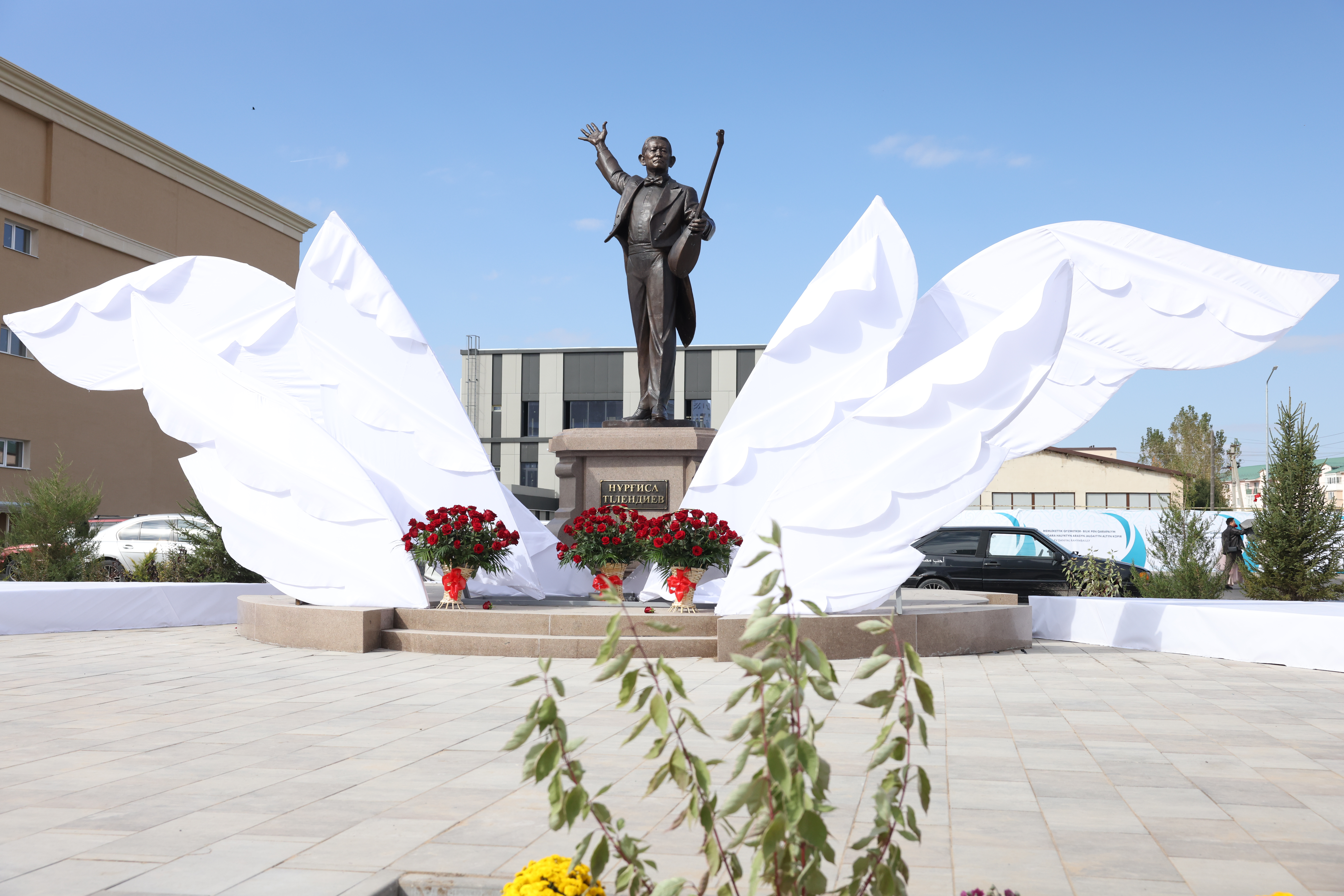 Мемлекет басшысы НұрғисаТілендиевтің ескерткішінің ашылуына орай құттықтау жолдады