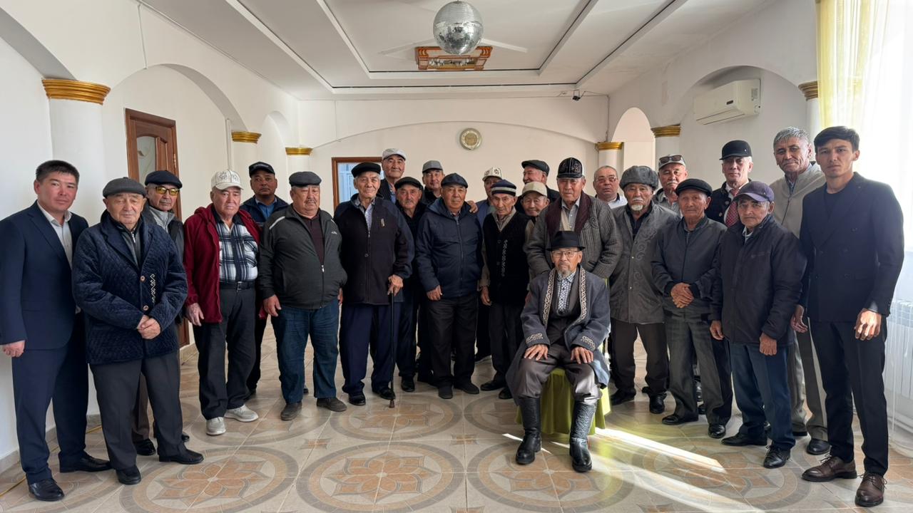 Қарттар күні мен мүмкіндігі шектеулі жандар мерекесіне арналған мерекелік іс-шара өтті