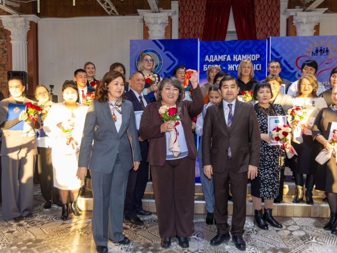 В ВКО отметили лучших социальных работников