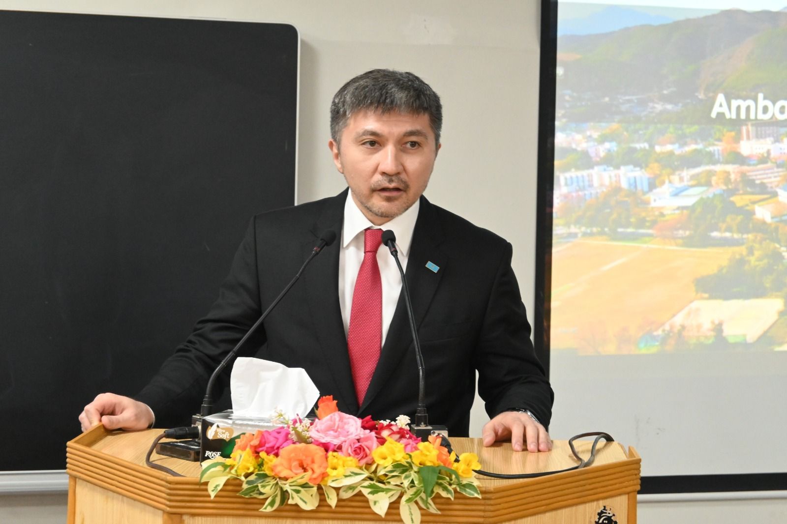 ҚР ПИР-дағы Елшісі Е.Қыстафин Хайбер-Пахтунхва провинциясына жұмыс сапары туралы