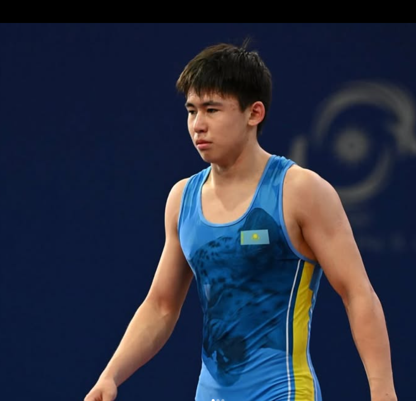 Техникалық мектептің қыздар дәретханасындағы жасырын камера