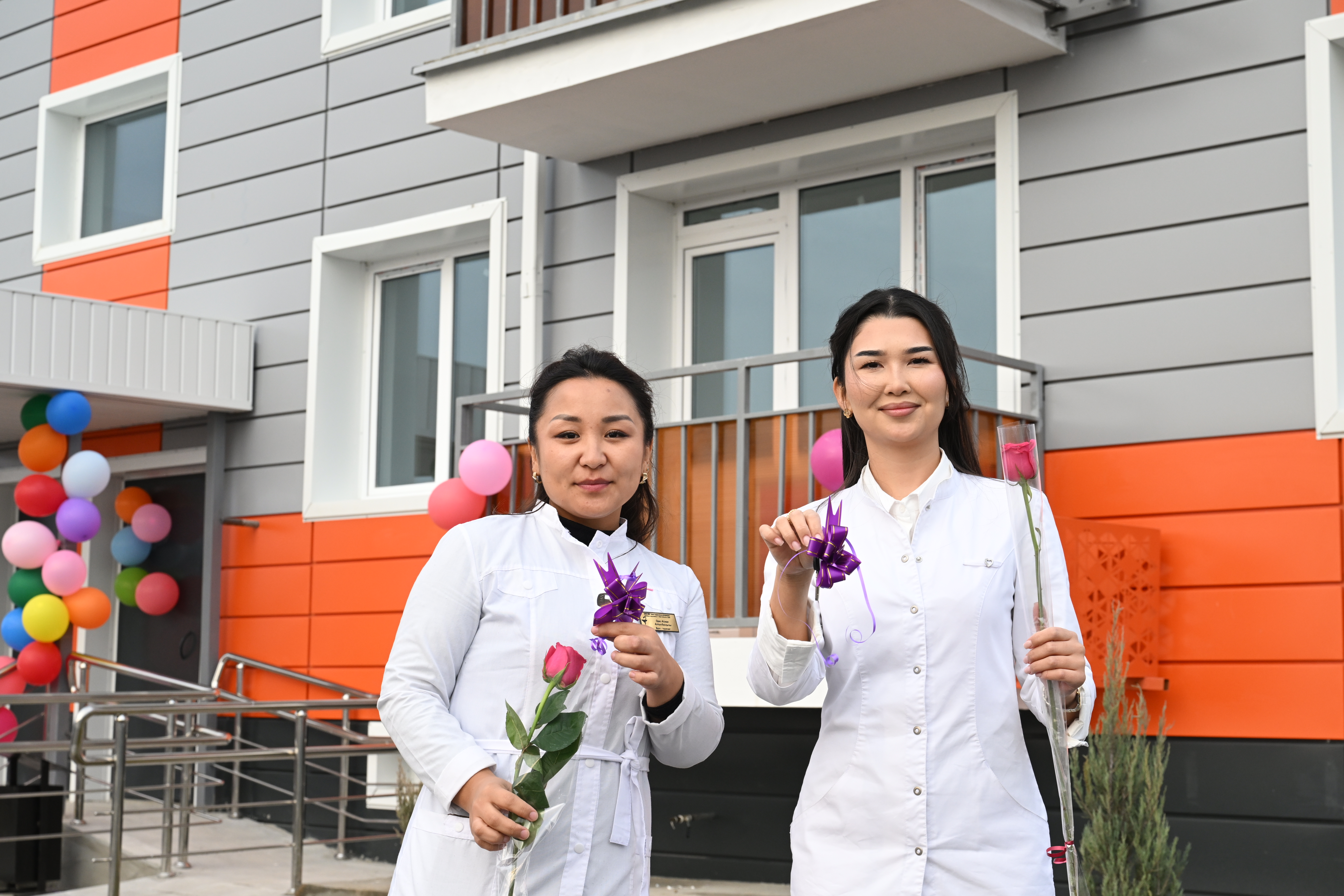 В области Жетісу сдали в эксплуатацию дом для медиков и педагогов