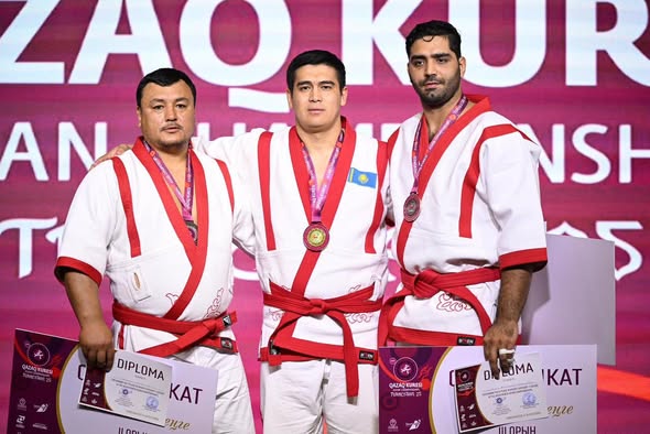 ТҮРКІСТАН ТӨРІНДЕ ҚАЗАҚ КҮРЕСІНЕН АЗИЯ ЧЕМПИОНАТЫ ӨТТІ