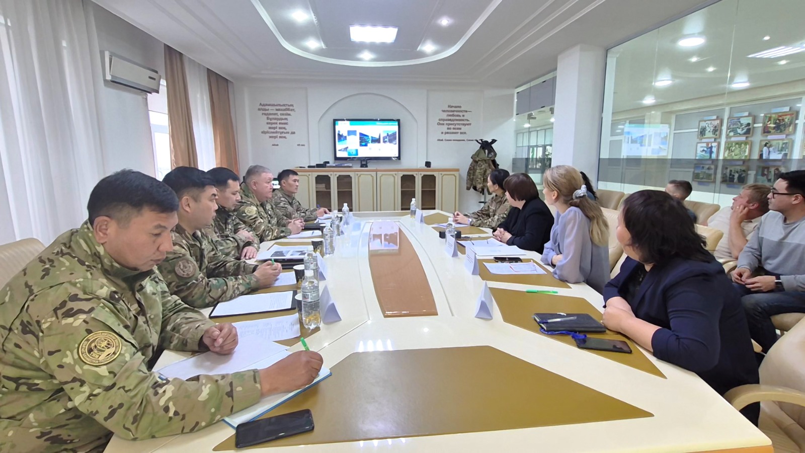 В Восточном Казахстане внедряется система раннего предупреждения схода лавин