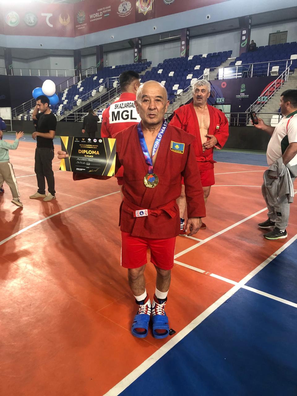 Алмас Мусабеков — чемпион мира среди мастеров!