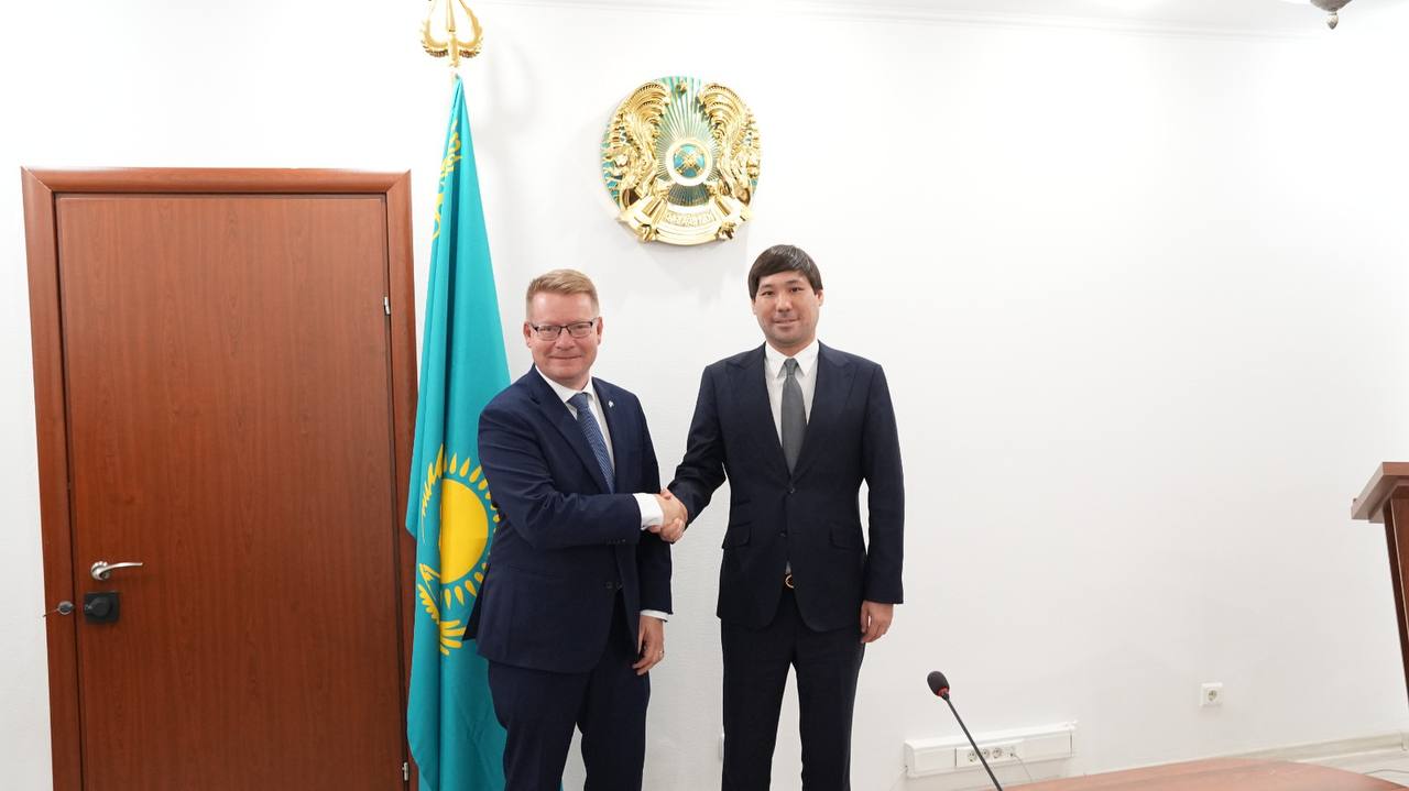 Фин бизнес-делегациясымен кездесу