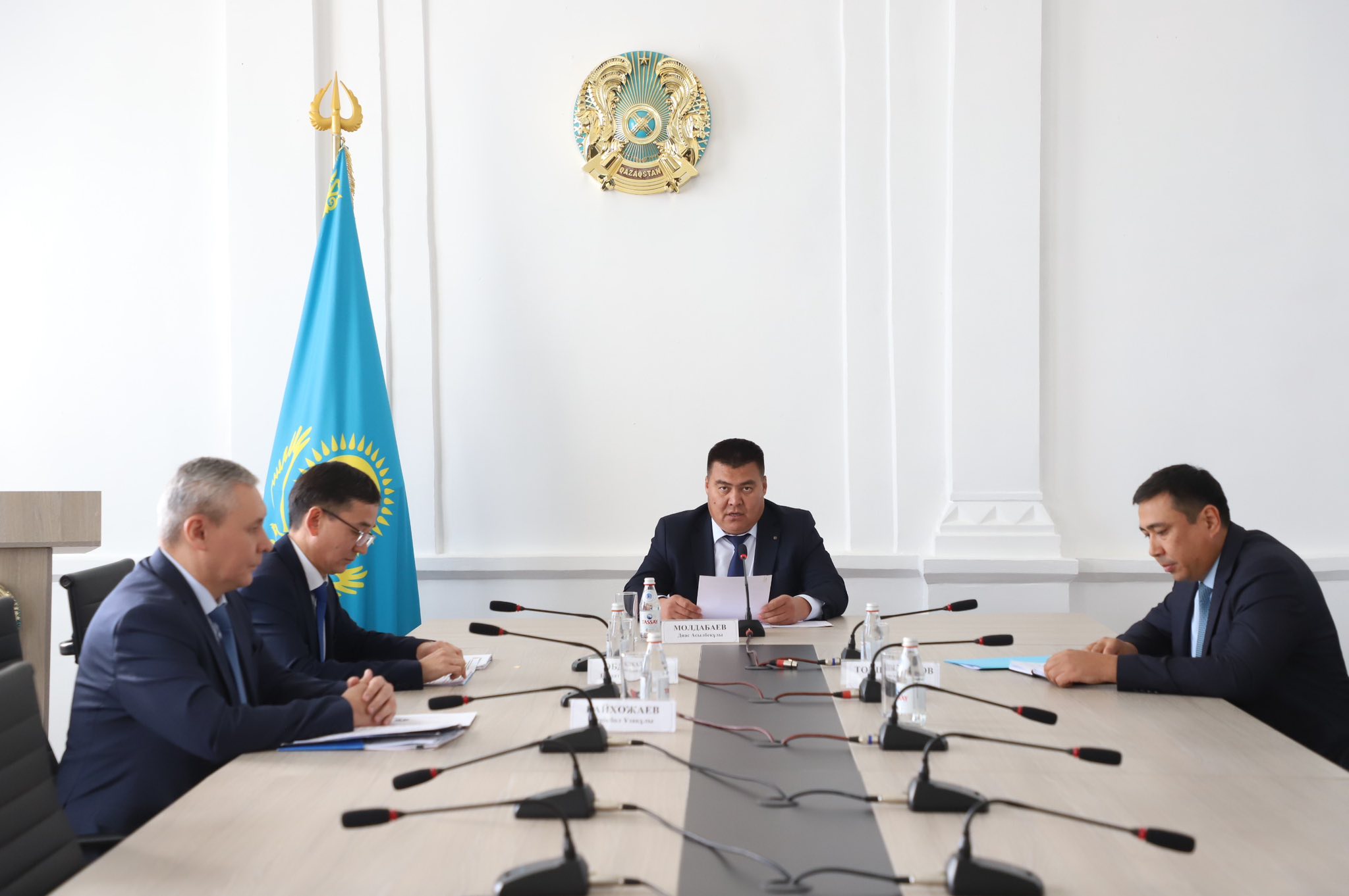 Мемлекеттік қызметшілердің әдеп нормалары мен адам құқықтарын сақтау мәселесі талқыланды